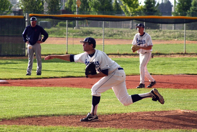 Jesse pitching well for the Greeley Grays